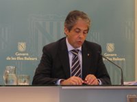 El Govern asegura que los Presupuestos en Educación bajan en 55 millones "por el desastre que nos hemos encontrado"