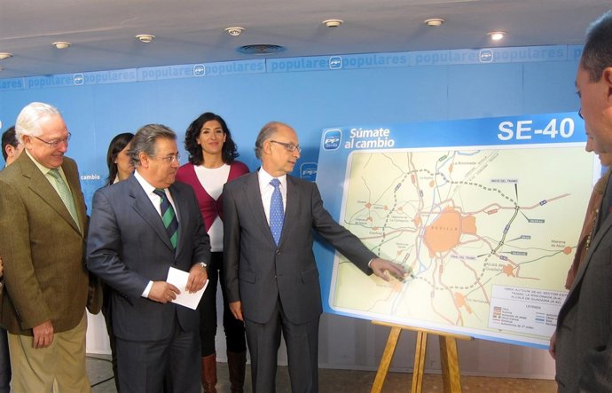 Raynaud, Zoido, Montoro Y Sanz, En La Rueda De Prensa