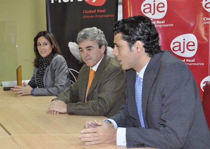 AJE, Romero Y Esteban