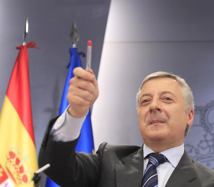 El Portavoz Del Gobierno Y Ministro De Fomento, José Blanco