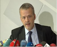 Camacho cree que la entrevista es una estrategia para que el sector político de ETA logre buenos resultados el 20N