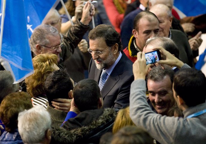 Mariano Rajoy En Un Mitin En Burgos
