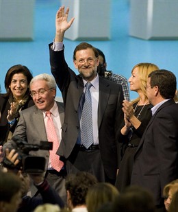 MARIANO RAJOY EN EL MITIN DE BURGOS