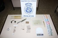 La Policía detiene a cuatro presuntos narcotraficantes y desmantela un punto de venta de drogas