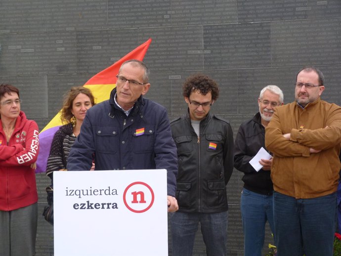 Izquierda-Ezkerra Presenta Una Ley De Memoria Histórica De Navarra.