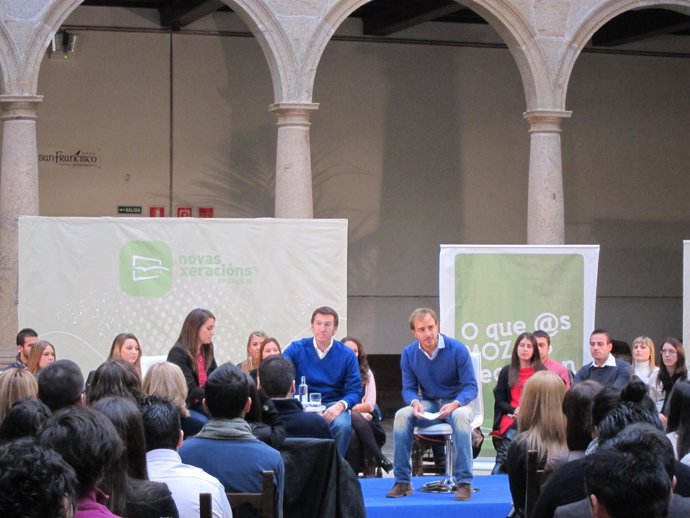 Núñez Feijóo Y Javier Dorado En Un Acto De Novas Xeracións