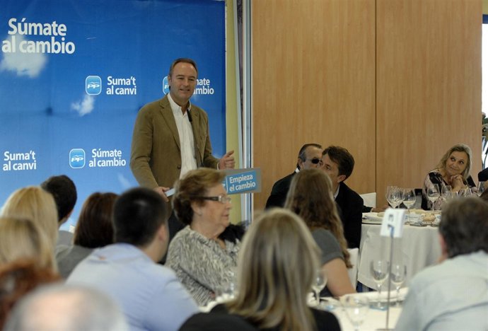 Fabra Se Dirige A Interventores Y Apoderados Del PPCV En Castellón.