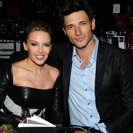  Kylie Minoguey Andrés Velencoso