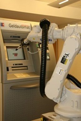 Robot De Pruebas Lotte De Wincor Nixdorf