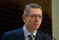 Gallardón afirma que "absolutamente nunca" va a haber diálogo con los terroristas