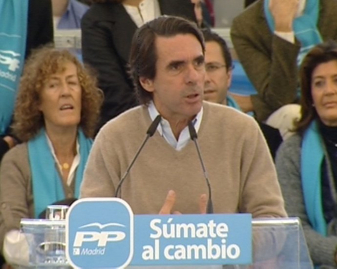 Aznar: "Han aceptado las puñaladas de la UE"
