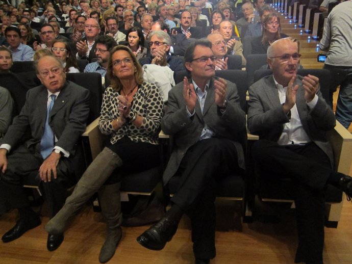 Jordi Pujol, Helena Rakosnik (Mujer De Mas), Artur Mas, Josep Antoni Duran (Ciu)