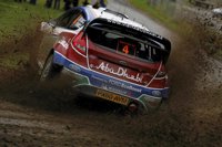 Rally/Gales.- Latvala (Ford) se lleva el triunfo y Loeb (Citröen) abandona tras un choque frontal