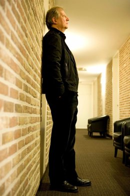 Win Mertens Presenta 'Trío' En El Lope De Vega