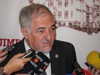 La Fiscalía no dará "trato diferencial" a investigaciones sobre Urdangarín