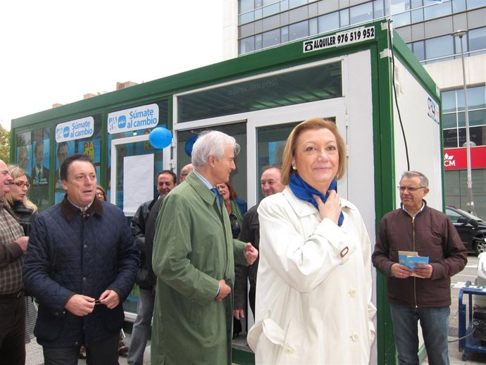 Rudi Y Suárez Han Paseado Este Lunes Por El Actur