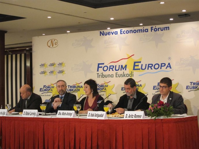 Rafael Larreina, Maite Ariztegi, Iñaki Antigüedad Y Aritz Romeo (Amaiur)