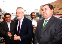 Griñán anuncia que el PSOE busca alianzas en distintos países para tirar "a la papelera" la propuesta de la PAC