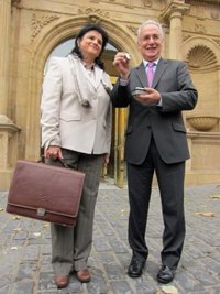 Arruga: "La Rioja ha tenido toda la paciencia del mundo" para intentar saber el dinero a recibir del central