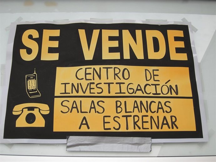 Cartel Colgado En El CIPF