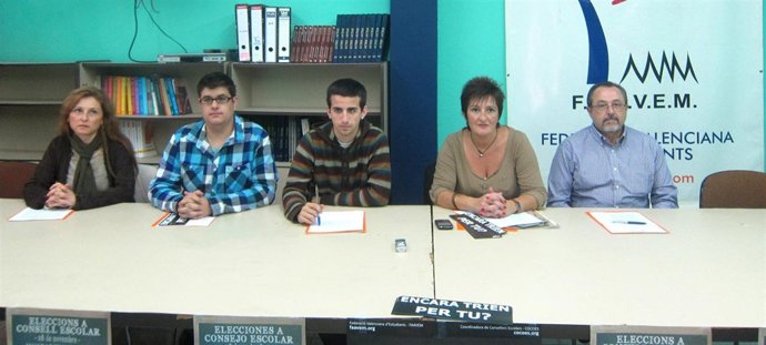 Representantes De Faavem Y La Confederación De Ampas Gonzalo Anaya