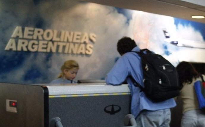 Aerolíneas Argentinas Pasa A La Fuerza  Aérea
