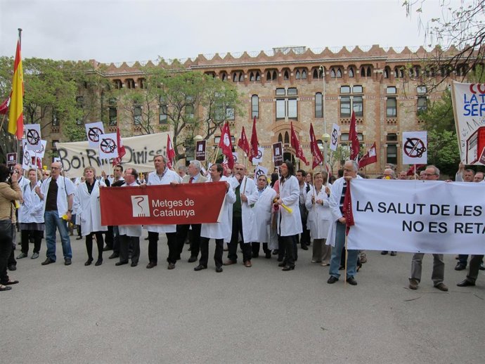 Protesta De Médicos De Catalunya, Abril 2011