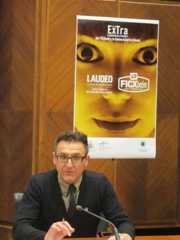 José Luis Cienfuegos En La Presentación De Extra