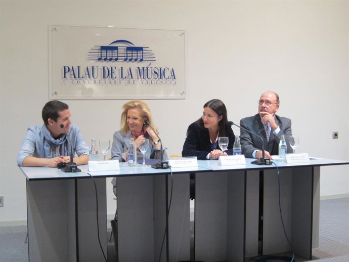 Jorgeruiz, De Maldita Nerea, Beneyto, Samary Fernández De Yo Dona, Y Tomás Y Tío