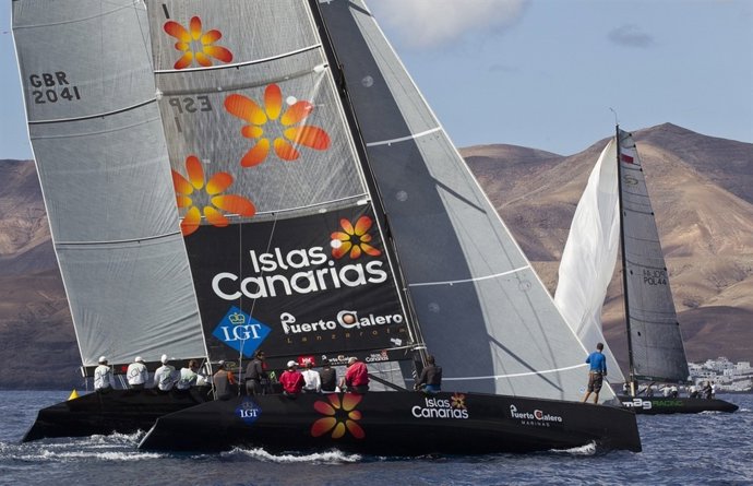 Vela Mundial RC44 