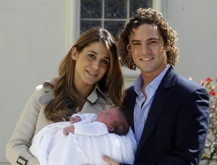 David Bisbal Y Elena Tablada Con Su Hija