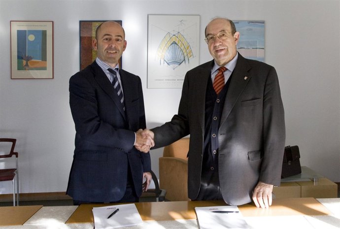 FIRMA DE CONVENIO UIMP-PEUGEOT