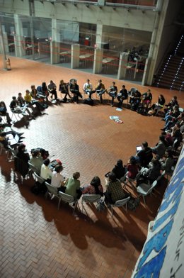 Estudiantes De La UPF Pasan La Noche En El Campus Ciutadella