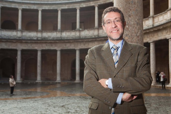 El Catedrático Jordi Suriñach