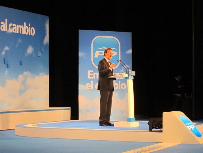 Rajoy En El Mitin De Santander