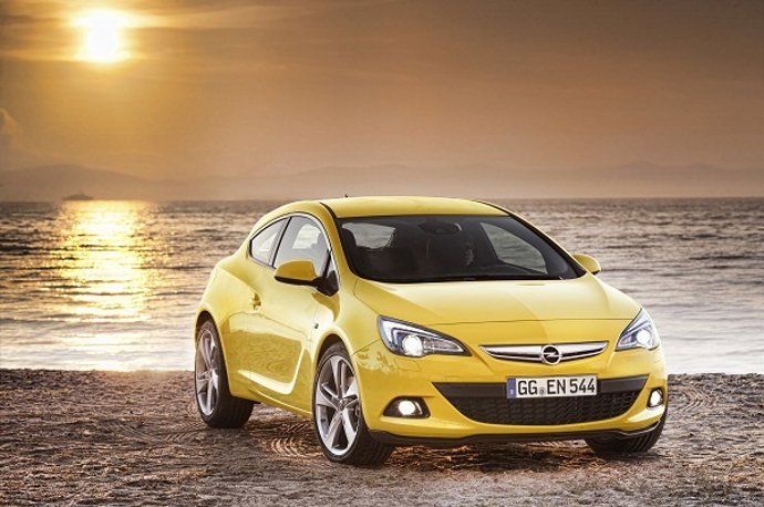 Opel Astra GTC
