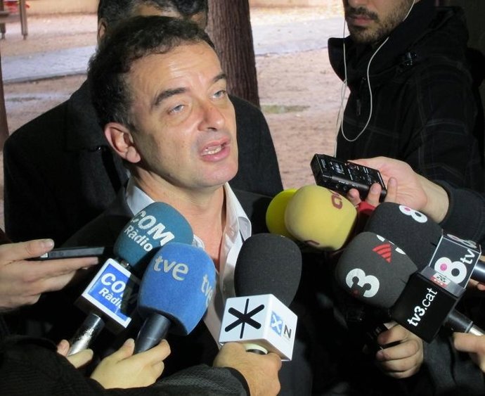 Alfred Bosch (ERC) En El Centro Educativo CEIP Drassanes