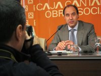 Diego expresa su "voluntad política" de evitar el derribo de Vuelta Ostrera y las viviendas aunque no depende solo de él