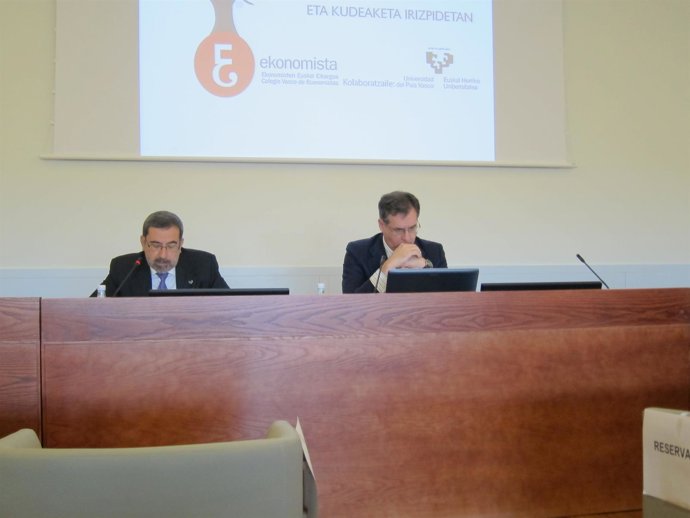 Ignacio Sánchez Asiain En Una Jornada En Una Jormada En Bilbao.