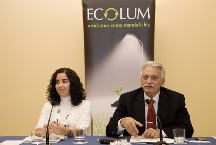 El Presidente De Ecolum Anuncia Una Rebaja De La Tasa A Partir De Enero De 2012