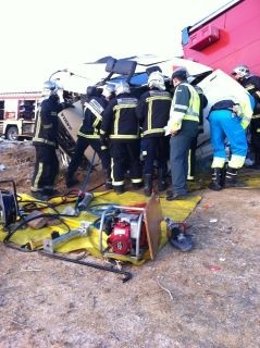Labores De Excarcelación De Los Bomberos