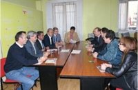 Revilla se compromete a "volcarse" en la defensa de los discapacitados para que no se les recorte "un euro"