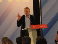 Blanco afirma que con Rajoy "no está garantizada" la Ley de Dependencia y apela a "evitar el poder absoluto del PP"