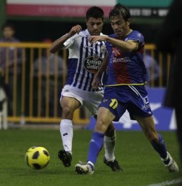 El Lateral Derecho Del Levante Javi Venta