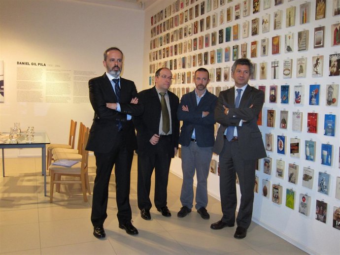 Presentación De La Exposición De La Obra De Daniel Gil