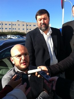 El Ministro De Justicia, Francisco Caamaño, Y El Presidente De Cogami