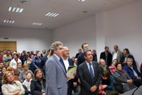 Revilla afirma que PP y PSOE temen su presencia en el Congreso porque les va a "romper el tinglado"