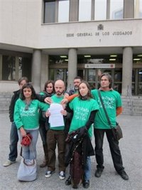 Unos 600 profesores se unen a la denuncia contra Figar y no descartan nuevas adhesiones masivas