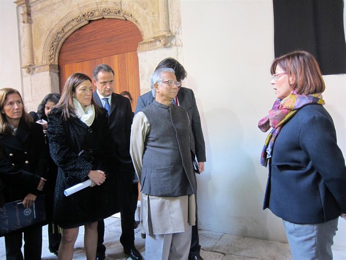 Yunus, En El Homenaje A Bartolomé De Las Casas