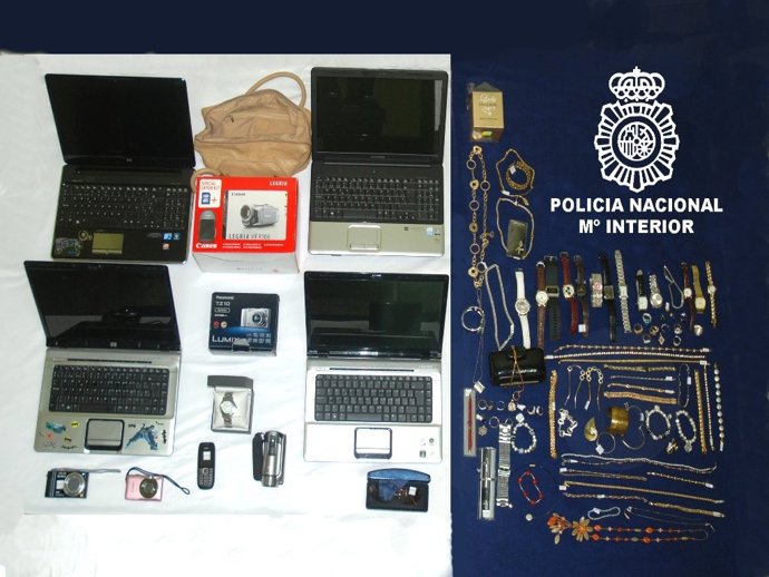 Objetos Recuperados Tras La Desarticulación De Un Grupo En Burgos